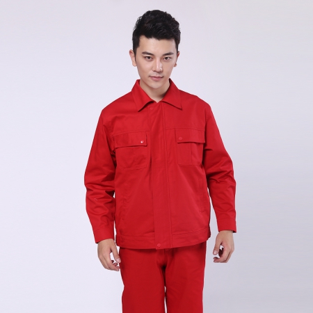 石油工人工服為啥是紅色？